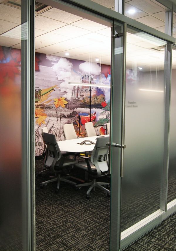 Custom printable wall covering - Amway Canada